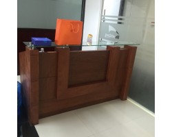 Thanh Lý Quầy Lễ Tân 1m8 Giá Rẻ